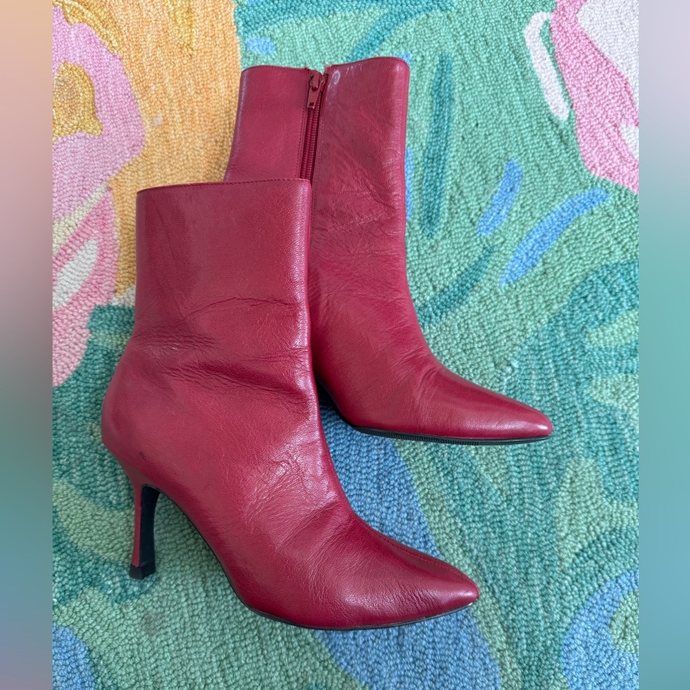 Red Newport News leather ankle boots. Size 6 1/2
3 1/2 heels Ready for Spring!